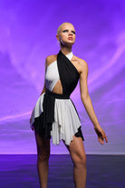 Gira Official-Siyah Beyaz Renk Bloklu Çapraz Bağlama Detaylı Mini Elbise-Elbise-1-Milagron.com