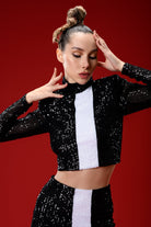 Gira Official-Siyah Beyaz Seritli Payetli Crop Top Pantolon Takım-Elbise-5-Milagron.com