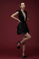 Gira Official-Siyah Payetli Kolsuz Mini Elbise-Elbise-2-Milagron.com