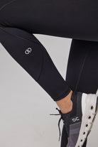 Glo Studio-Amelie Glossy Legging Jet Black | Kadın Parlak Ve Yüksek Belli Tayt-Tayt-4-Milagron.com