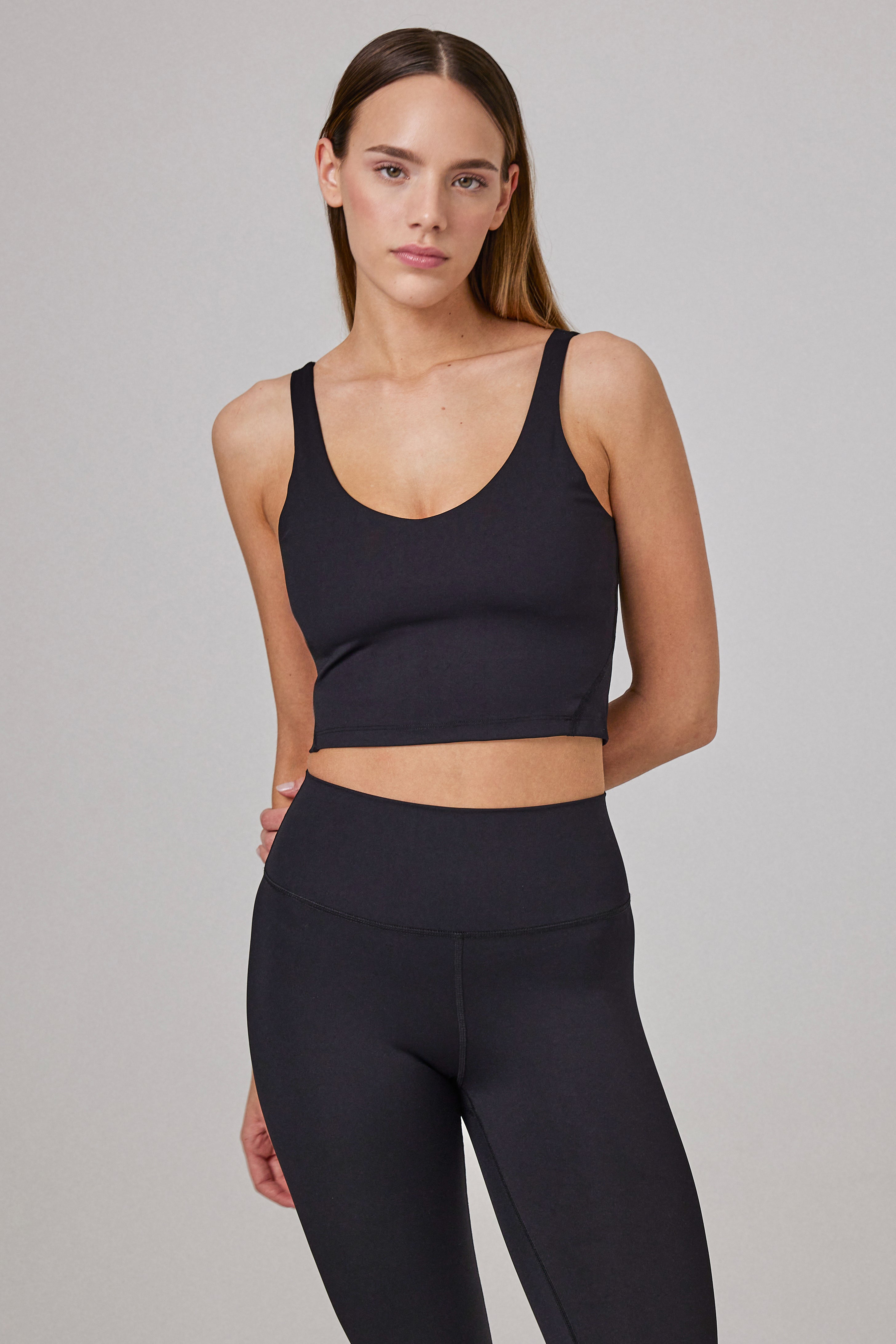 Glo Studio-Liz Glossy Crop Jet Black-Crop Top-3-Milagron.com