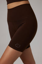 Glo Studio-Paris Seamless Biker Shorts Mocha-Şort-5-Milagron.com