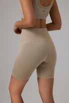 Glo Studio-Paris Seamless Biker Shorts Stone-Şort-3-Milagron.com