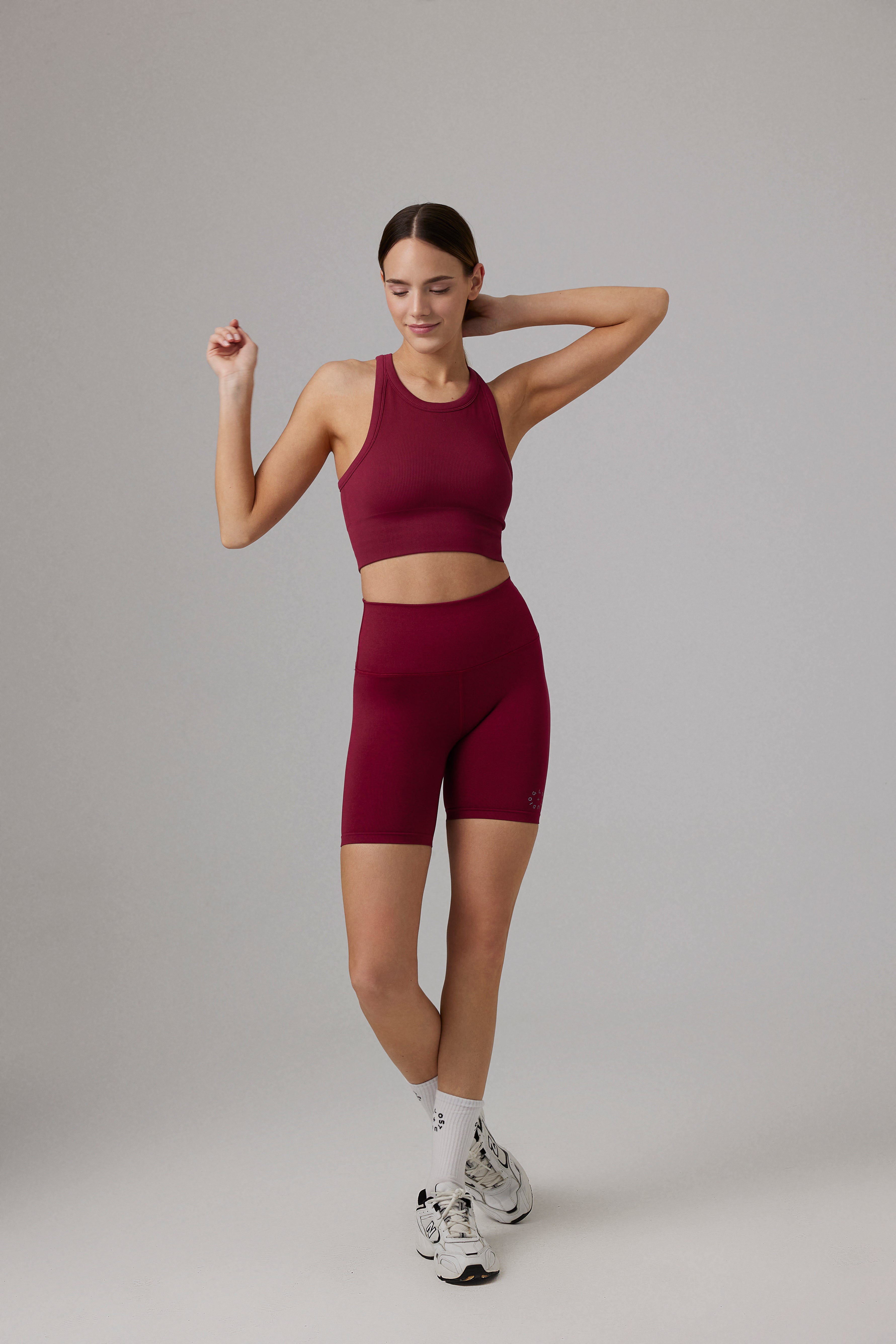 Glo Studio-Zola Seamless Crop Bordeaux-Crop Top-1-Milagron.com