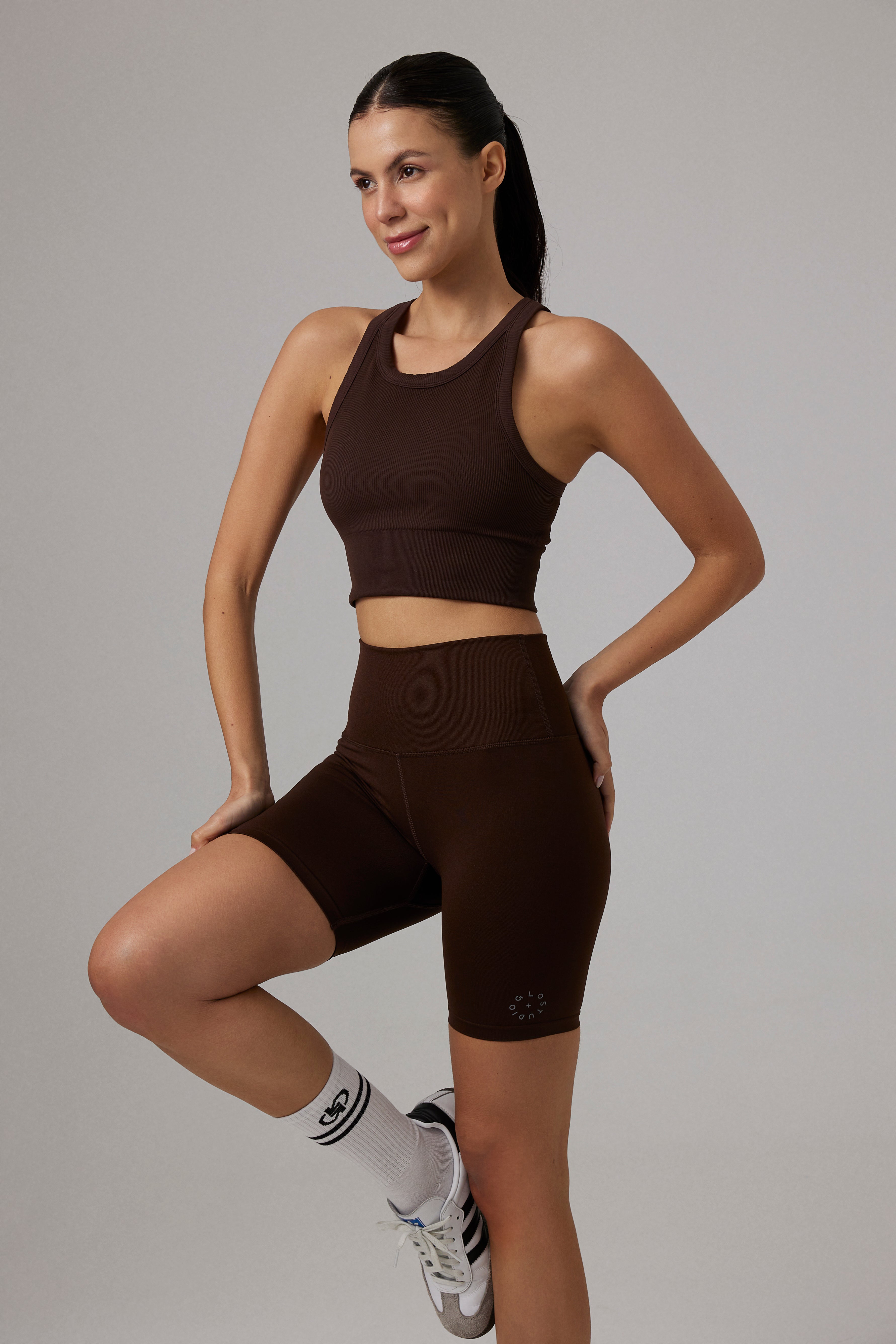 Glo Studio-Zola Seamless Crop Mocha-Crop Top-4-Milagron.com