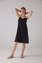 Handarte Los Angeles-Yaprak Desen Askılı Siyah Gecelik-Gecelik-2-Milagron.com