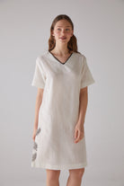 Handarte Los Angeles-Yaprak Desen V Yaka Beyaz Gecelik-Gecelik-4-Milagron.com