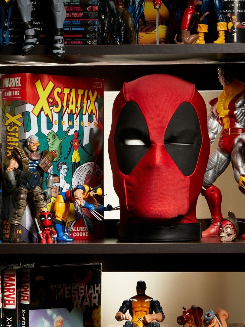 Marvel Legends Deadpool’S Head Premium İNteraktif Kafa Heykeli