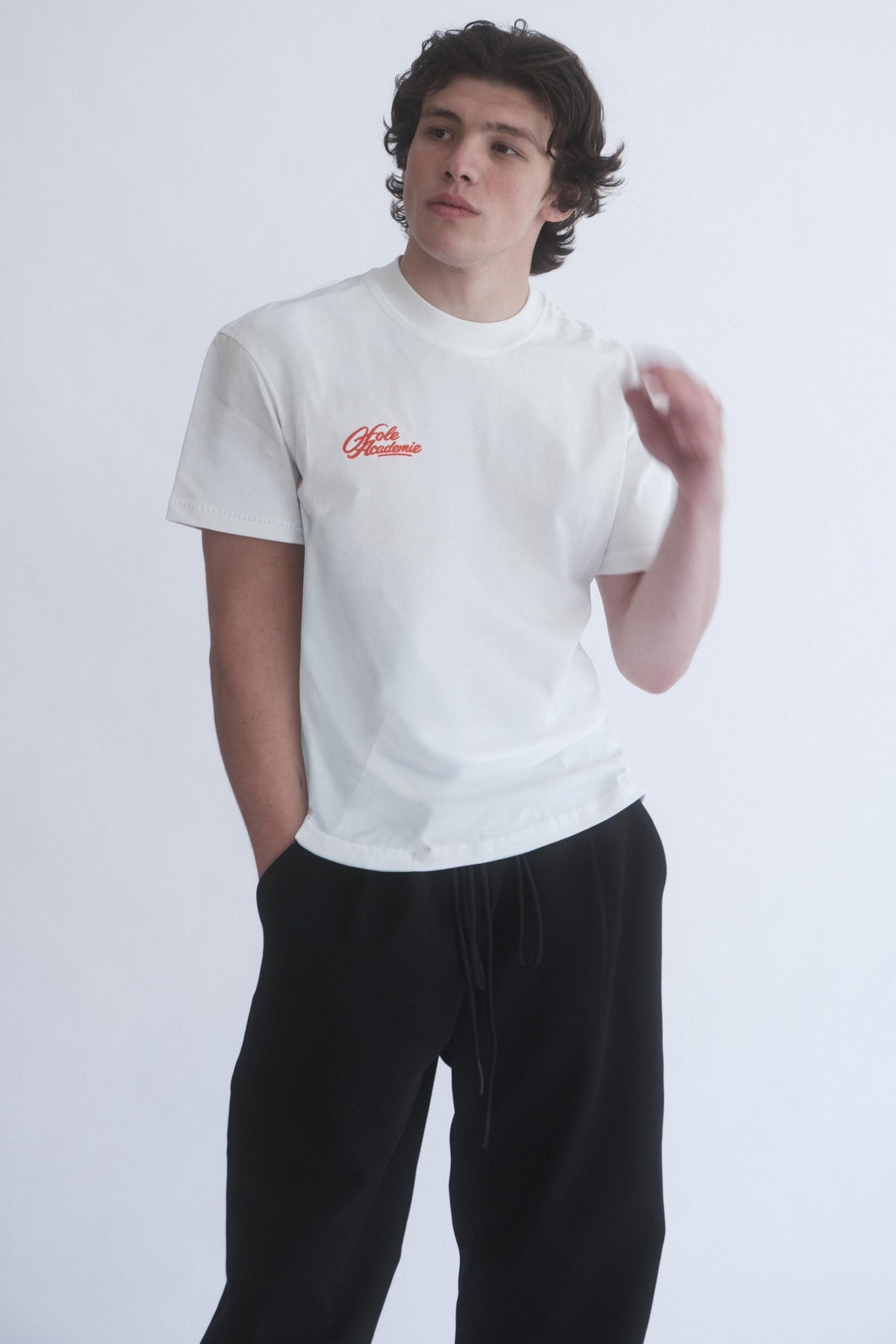 Gögüs Nakış Detay Fit Kalıp Ekru T-Shirt - 3