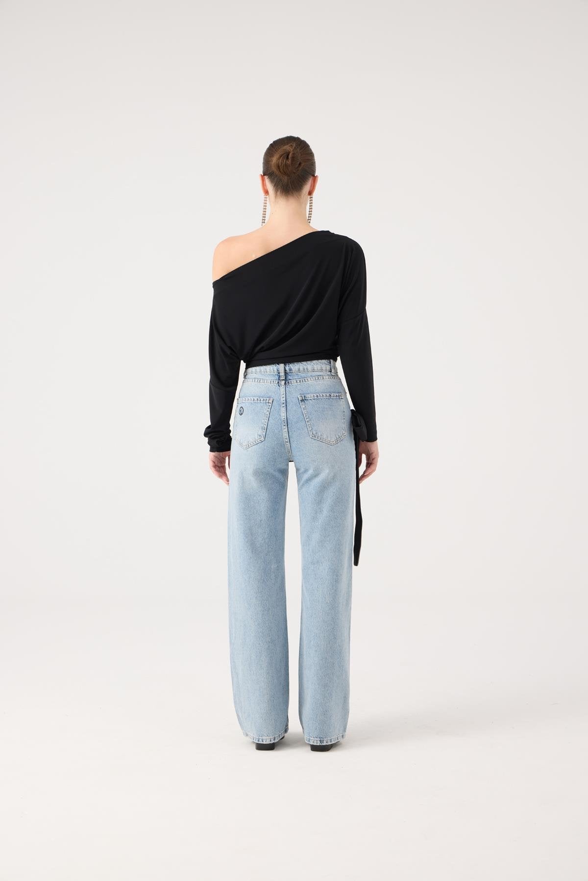 Asimetrik Yaka Talia Bluz Siyah