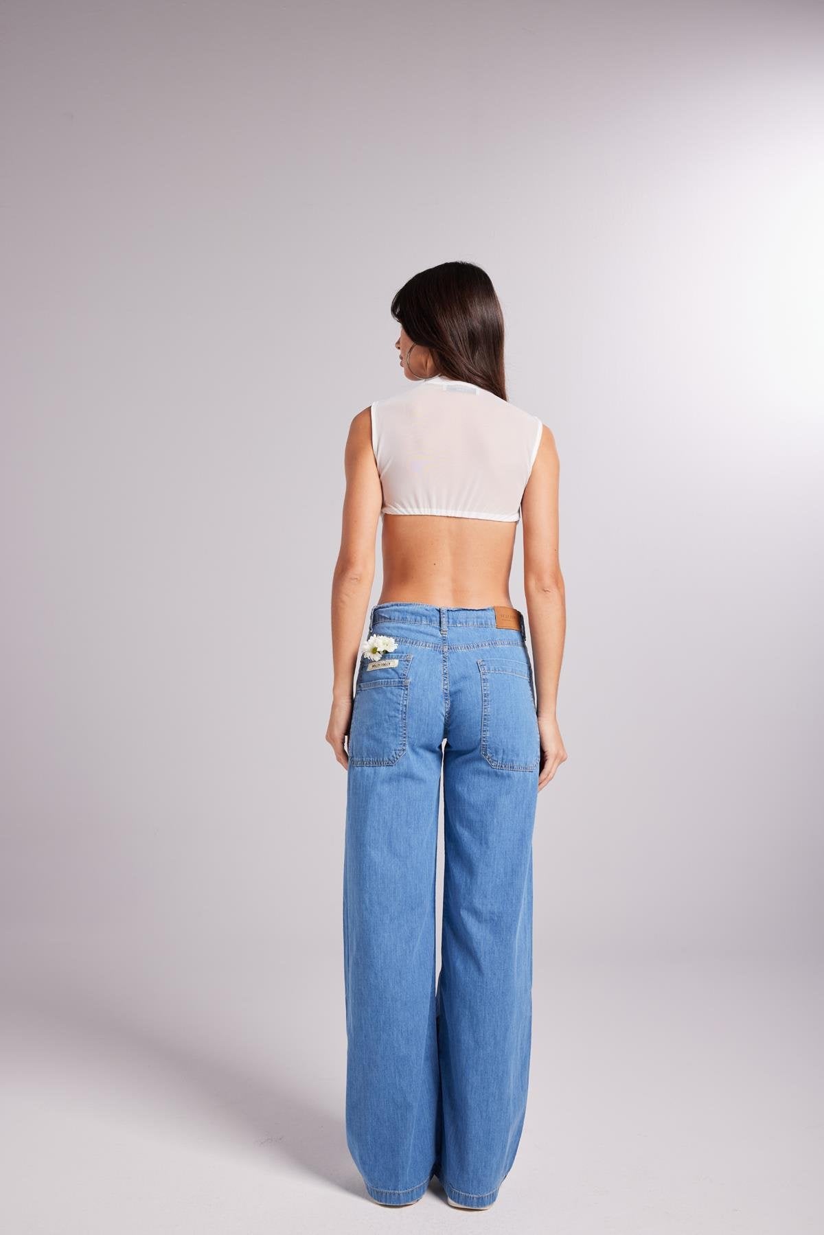 Büzgü Detaylı Tül Buterfly Bluz Beyaz