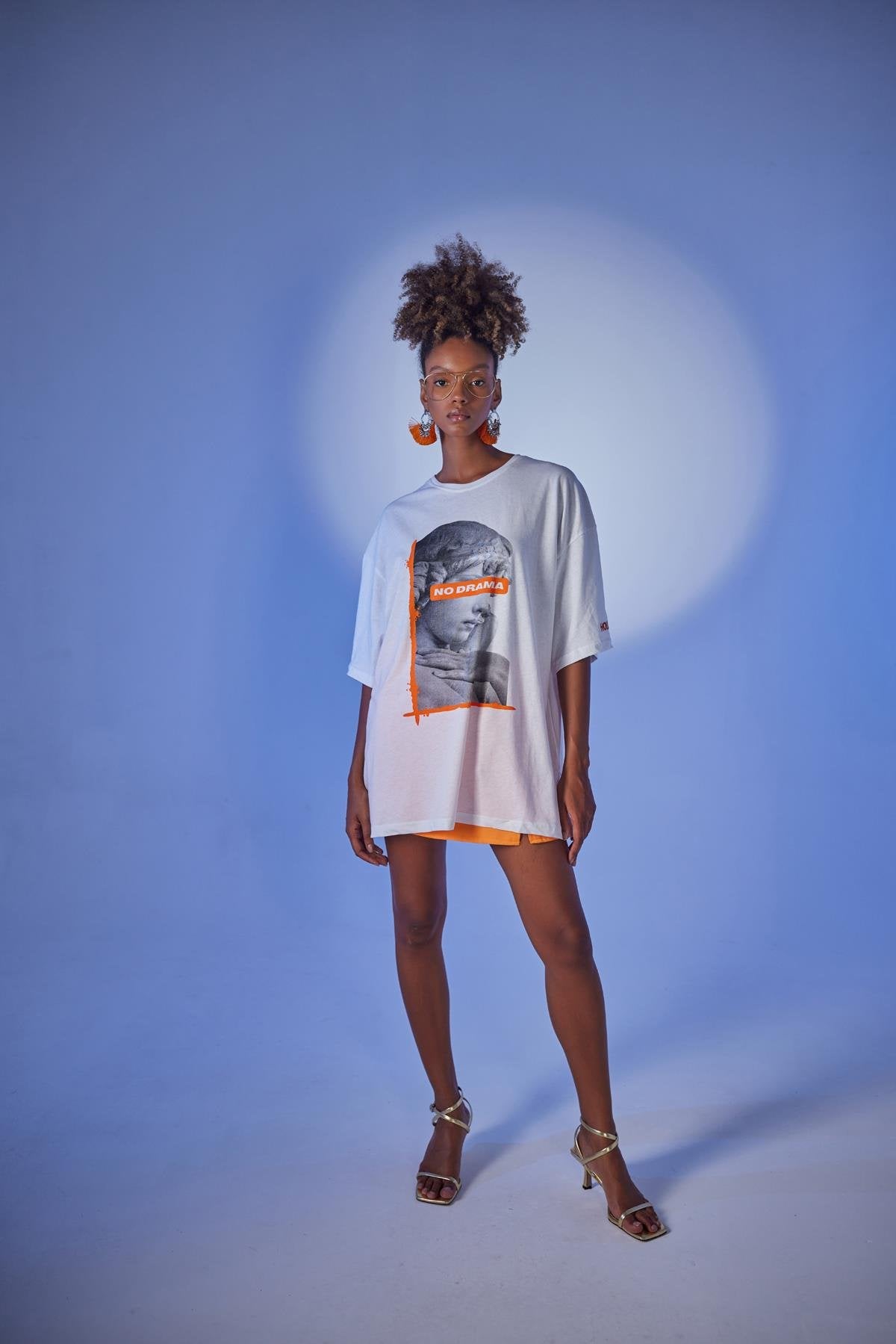 Drama T-Shirt Beyaz
