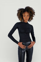 Holly Lolly-Draped Drape Detaylı Yarım Balıkçı Bluz – Si̇yah-Bluz-1-Milagron.com
