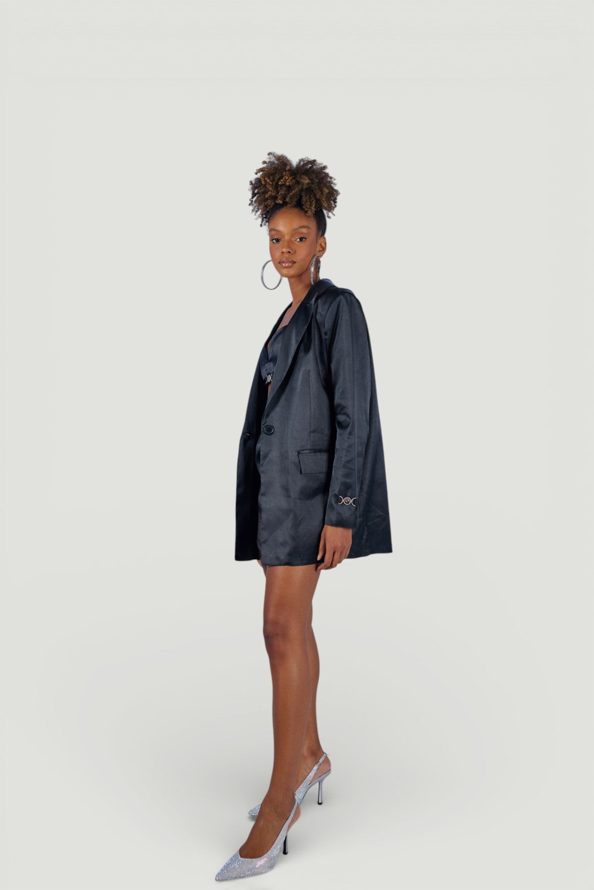 Holly Lolly-Fancy Vatkalı Uzun Kol Astarlı Saten Blazer Ceket – Si̇yah-Ceket-3-Milagron.com
