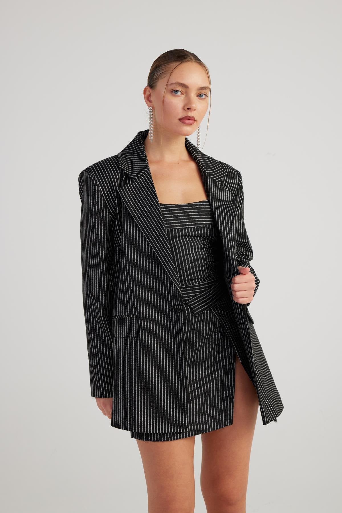 Oversize Kesim Simli Çizgili Eden Blazer Ceket Siyah