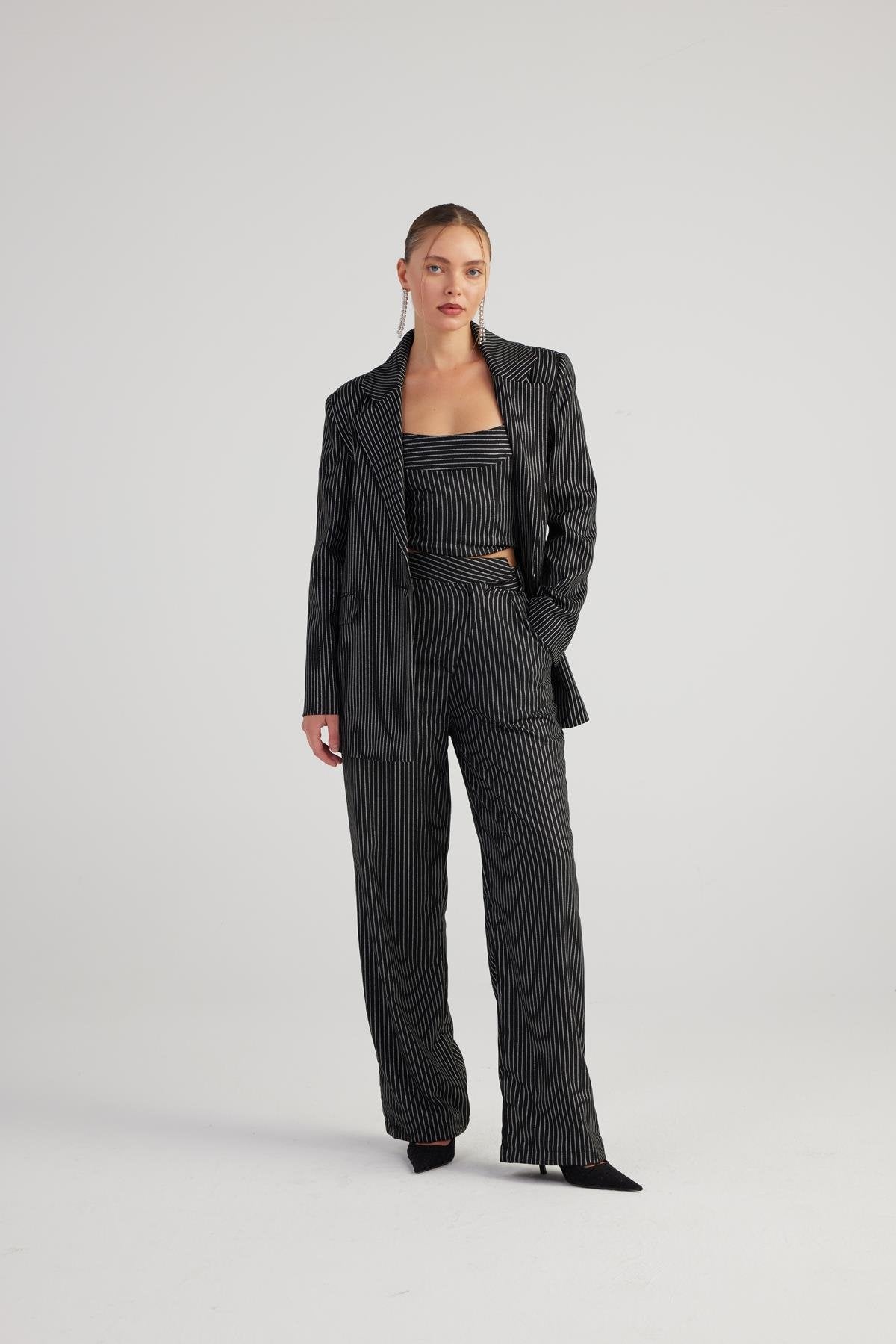 Oversize Kesim Simli Çizgili Eden Blazer Ceket Siyah