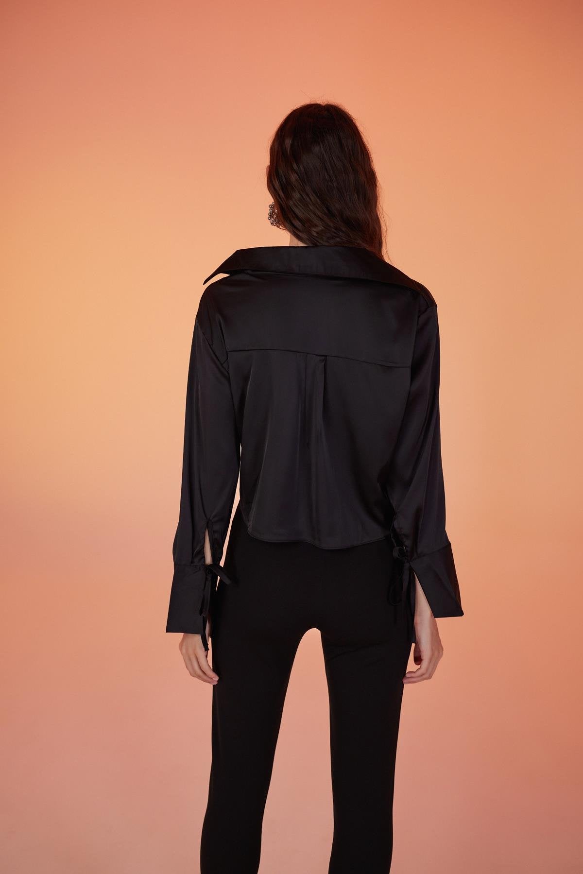 Özel Dokulu Saten Crop Silky Gömlek Siyah