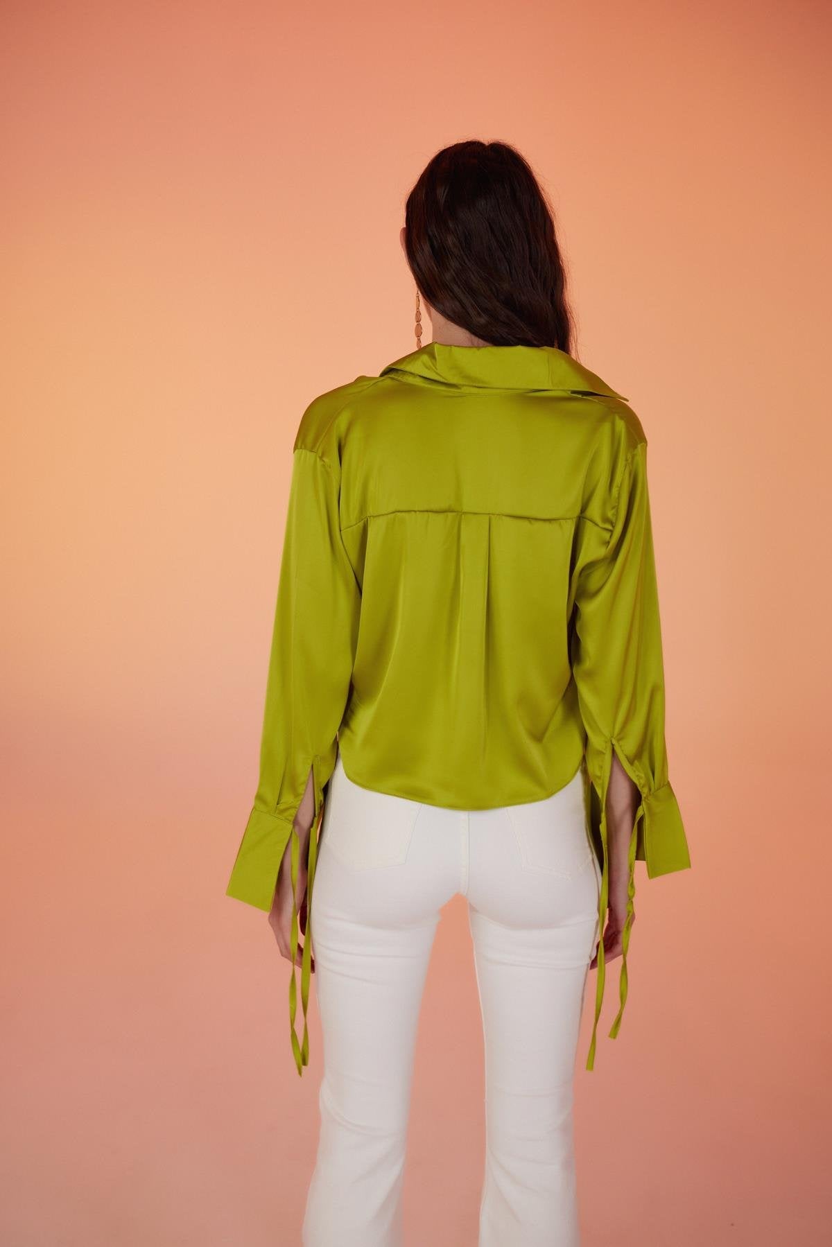 Özel Dokulu Saten Crop Silky Gömlek Yeşil