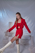 Vatkalı Atlas Kumaş Crop Model Panky Ceket Kırmızı