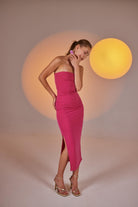 Yırtmaçlı Straplez Midi Bodycon Elbise Pembe