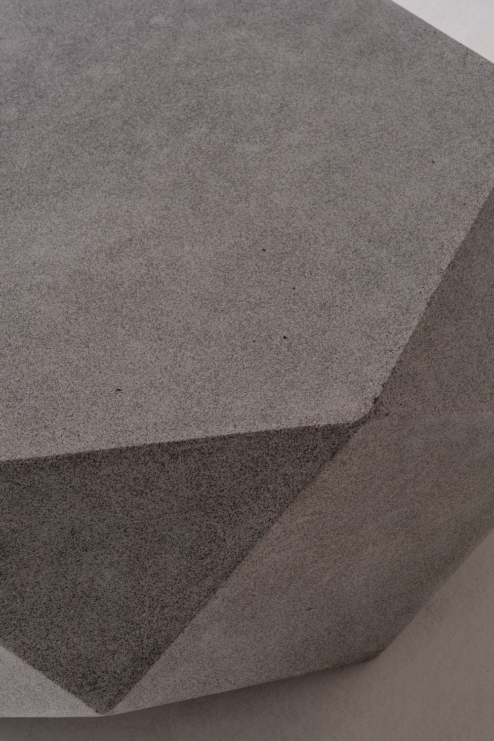 Holywood Deco-Pentagon Beton Orta Sehpa-Sehpa-3-Milagron.com