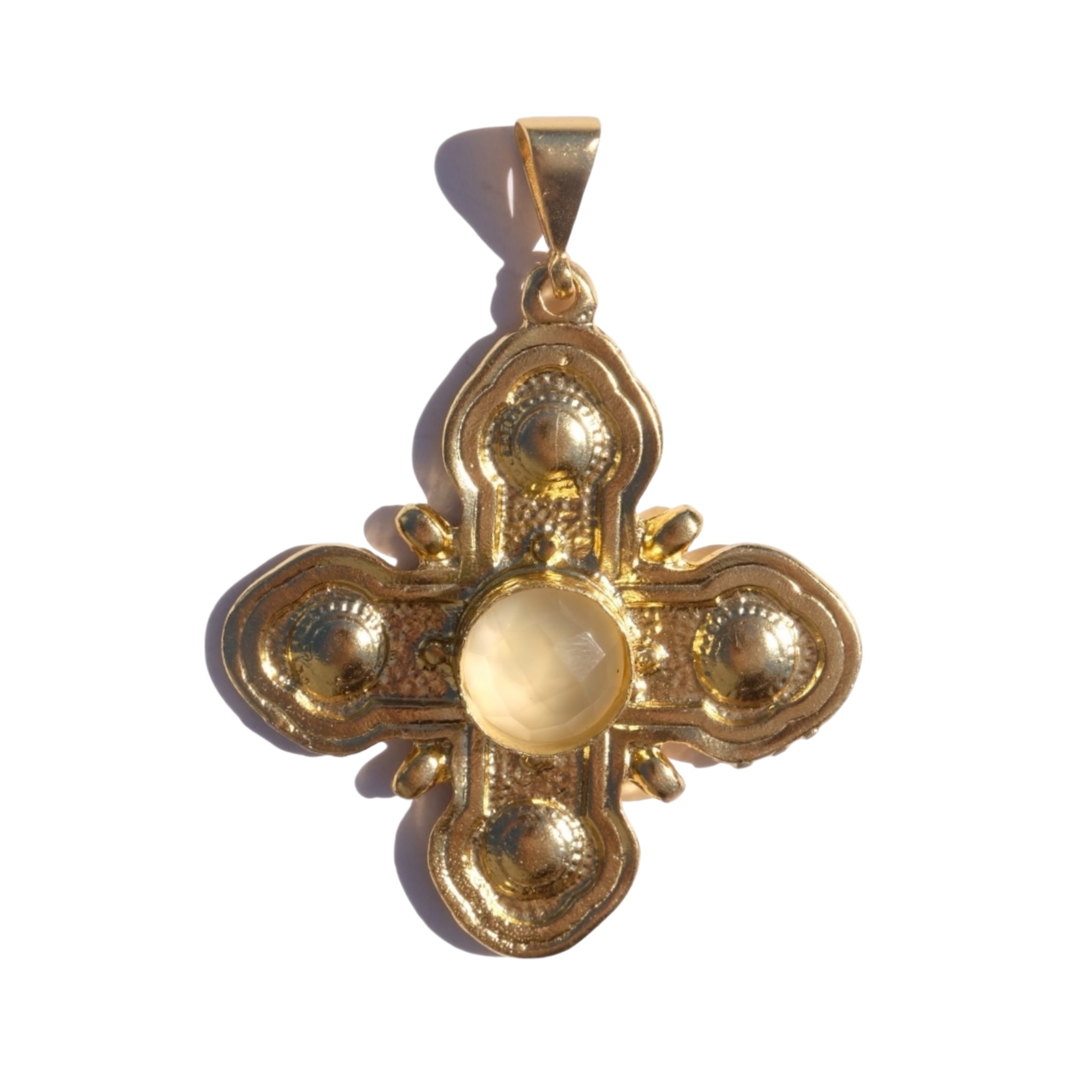 House Of Marne-Erdi White Quartz-Kolye-1-Milagron.com