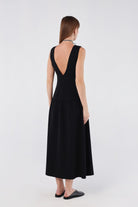 House of IKA-Derin V Kesim Sırtlı Midi Elbise-Elbise-3-Milagron.com