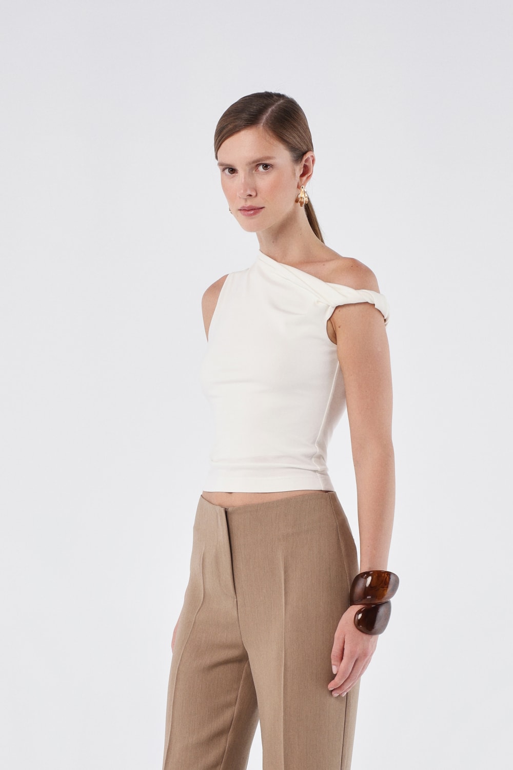 House of IKA-Asimetrik Omuzlu Bluz-Top-2-Milagron.com