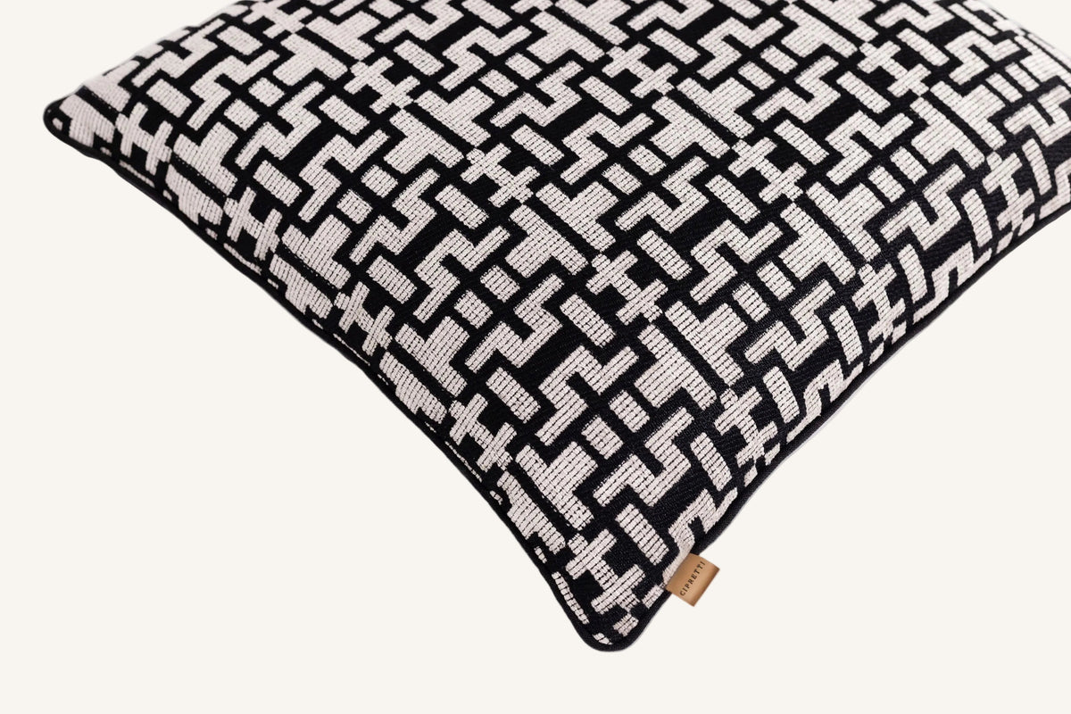 Cushion No.05