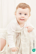 Irya-Bebe Marin Seashell Müslin Battaniye 120x120 Beyaz-Bebek Battaniyesi-3-Milagron.com