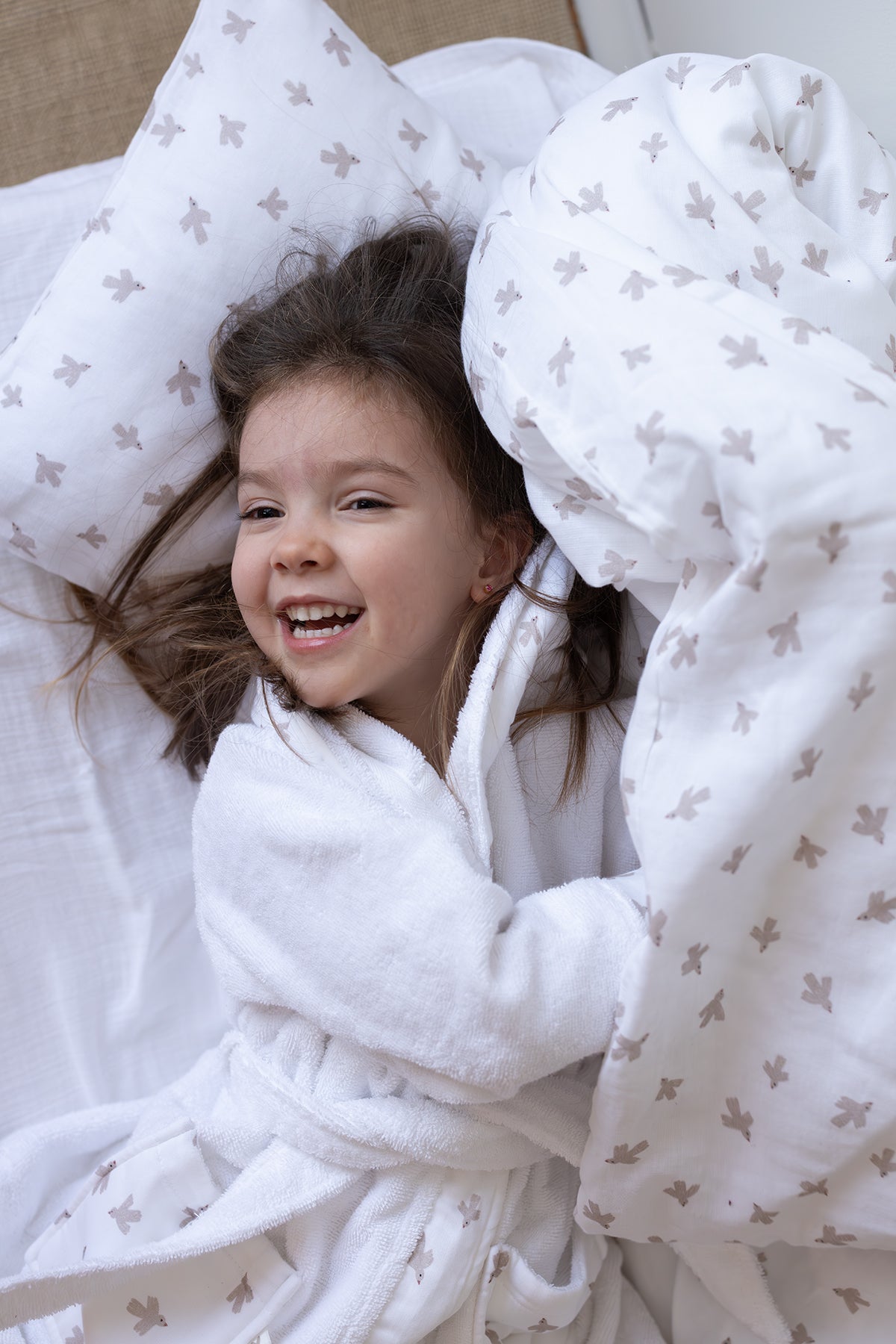 Irya-Birdie Organik Pamuk Müslin Detaylı çocuk Bornoz Beyaz-Çocuk Bornozu-2-Milagron.com