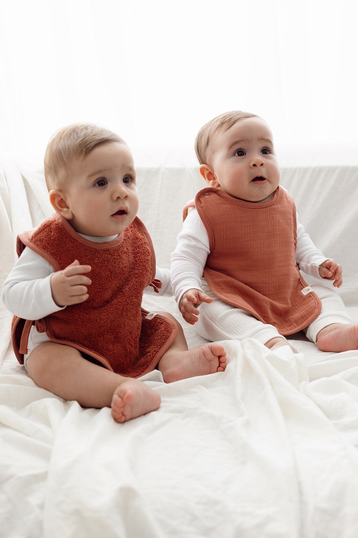 İRYA-Colors Of Joy 2'Li Organik Pamuk Müslin Bebek Önlük Seti Kiremit-Önlük-1-Milagron.com