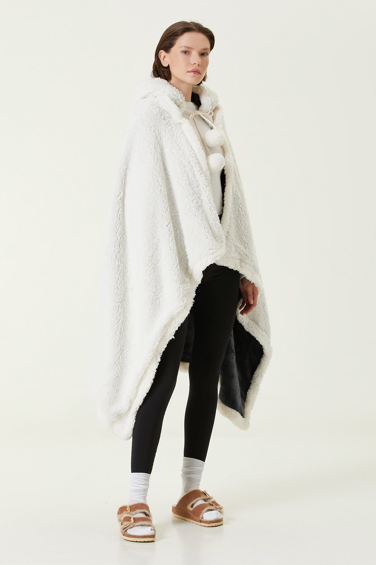 Irya-Es Parla Karmen Giyilebilir Battaniye Antrasit-Giyilebilir Battaniye-2-Milagron.com