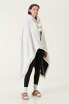 Irya-Es Parla Karmen Giyilebilir Battaniye Antrasit-Giyilebilir Battaniye-2-Milagron.com