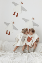 Irya-Joy Of Colors Organik Pamuk Müslin Detaylı çocuk Panço Gri-Çocuk Pançosu-9-Milagron.com