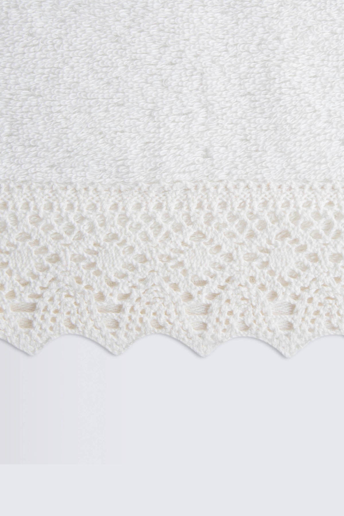 Irya-Lacy Banyo Havlusu 90x150 Cm Ekru-Havlu-3-Milagron.com