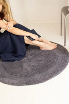 İRYA-Puffed Yuvarlak Banyo Paspası %100 Pamuk 100X100 Antrasit-Paspas-2-Milagron.com