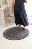 İRYA-Puffed Yuvarlak Banyo Paspası %100 Pamuk 100X100 Antrasit-Paspas-3-Milagron.com