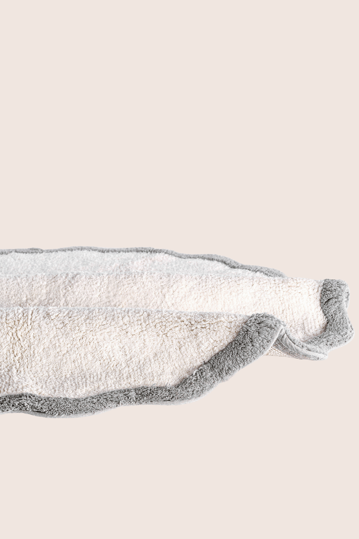 İRYA-Scallop Yuvarlak Banyo Paspası Bambu 90X90 Gri-Paspas-5-Milagron.com