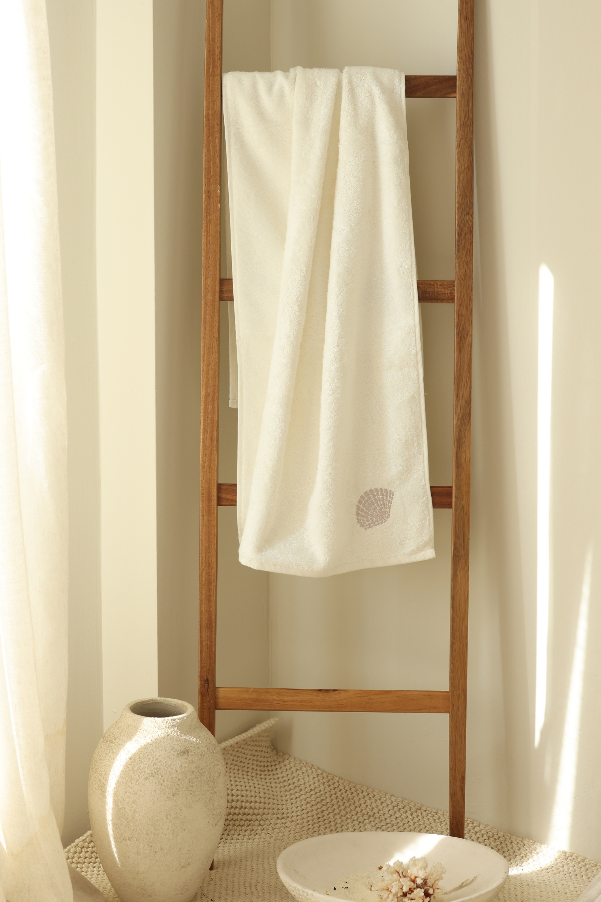 İRYA-Sedef Bambu Nakışlı Banyo Havlusu 70X140 Cm Ekru-Havlu & Havlu Setleri-1-Milagron.com