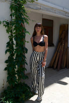 Iamlovein-He Simply Takes Me On His Shoulders Trousers-Pantolon-1-Milagron.com