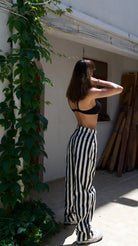 Iamlovein-He Simply Takes Me On His Shoulders Trousers-Pantolon-2-Milagron.com