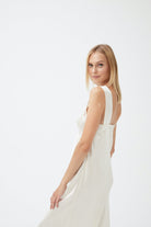 İpek Kıramer-Bellina Silk Chemise Ecru-Gecelik-4-Milagron.com