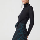 İpek Kıramer-Brokar Mini Skirt Green-Etek-2-Milagron.com