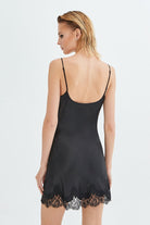 İpek Kıramer-Diamond Silk Short Chemise Black-Gecelik-3-Milagron.com