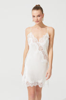 İpek Kıramer-Diamond Silk Short Chemise Ecru-Gecelik-2-Milagron.com