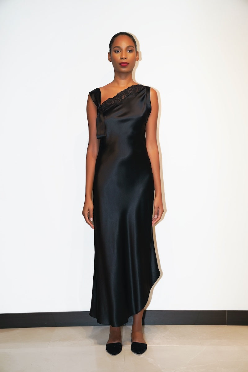 İpek Kıramer-Helen Silk Chemise Black-Gecelik-1-Milagron.com
