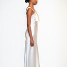 İpek Kıramer-Helen Silk Chemise Ecru-Gecelik-3-Milagron.com