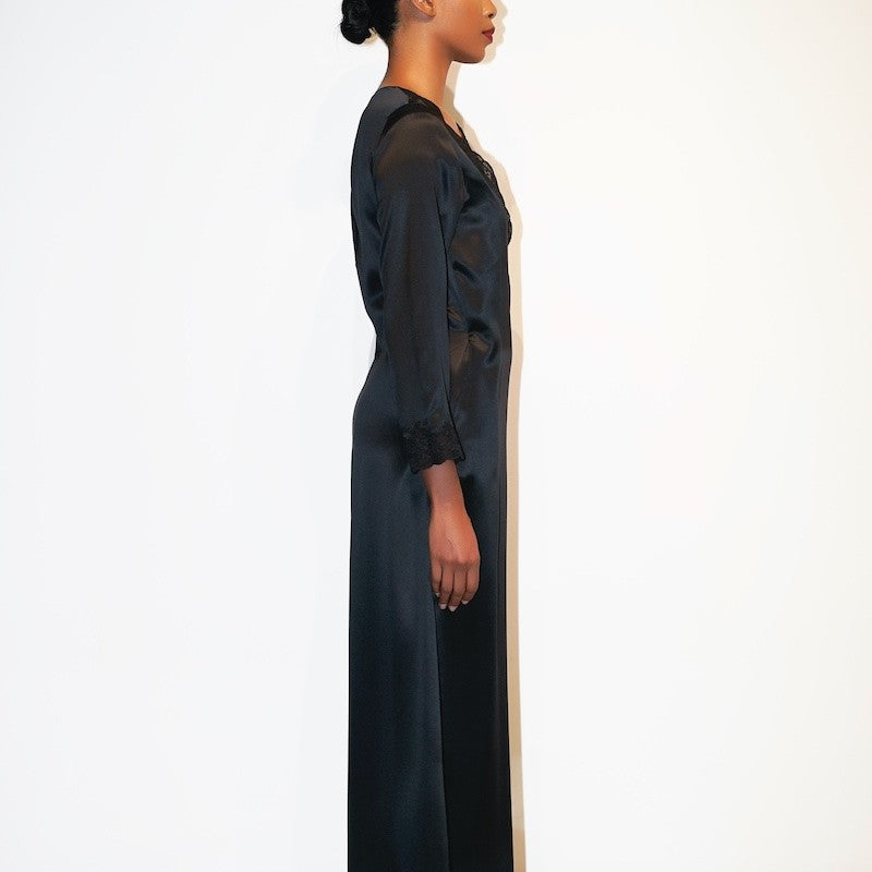 İpek Kıramer-Helen Silk Robe Black-Sabahlık-2-Milagron.com