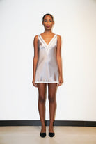 İpek Kıramer-Joy A Silk Short Chemise Gray-Gecelik-2-Milagron.com